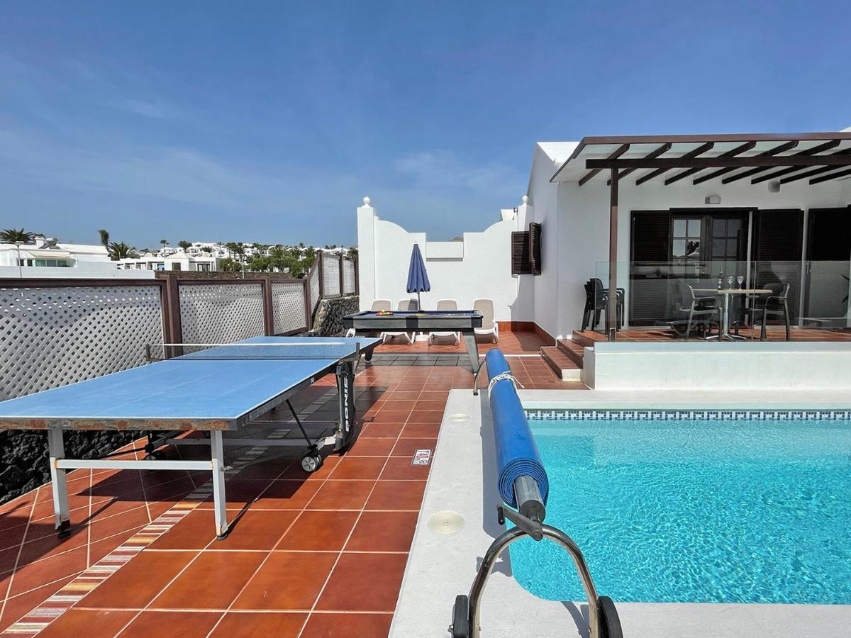 Villa Charlotte Tías Buitenkant foto